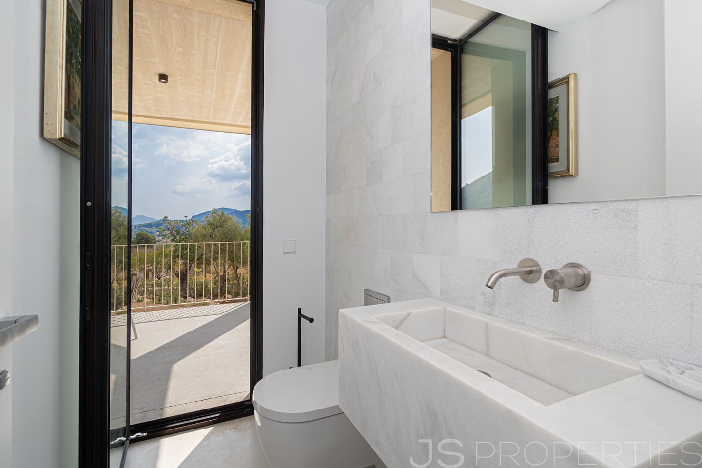 4 soverom Villa til salgs i Alcudia med svømmebasseng garasje - € 3 500 000 (Ref: 9987132)