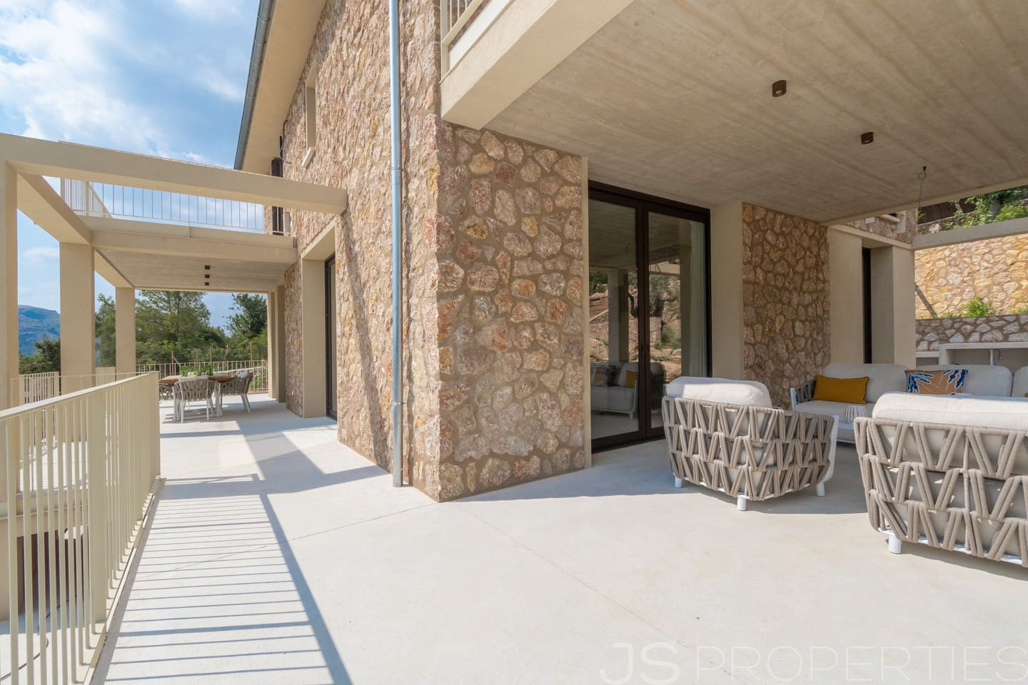 4 soverom Villa til salgs i Alcudia med svømmebasseng garasje - € 3 500 000 (Ref: 9987132)