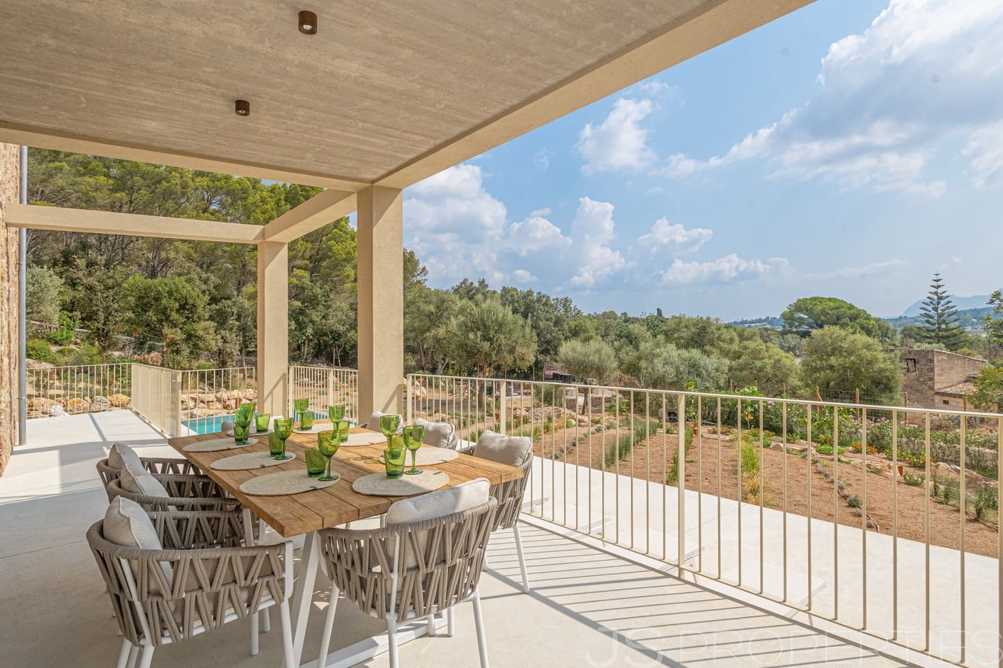 4 soverom Villa til salgs i Alcudia med svømmebasseng garasje - € 3 500 000 (Ref: 9987132)