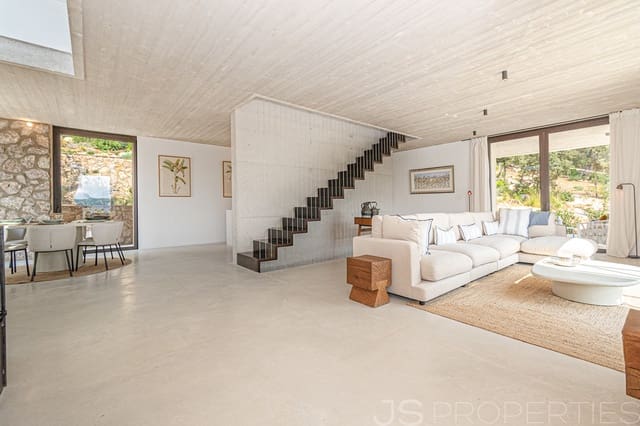 4 soverom Villa til salgs i Alcúdia med svømmebasseng garasje - € 3 500 000 (Ref: 9987132)