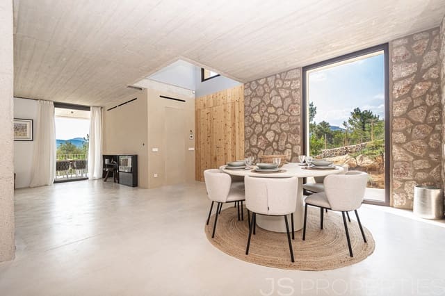 4 soverom Villa til salgs i Alcúdia med svømmebasseng garasje - € 3 500 000 (Ref: 9987132)