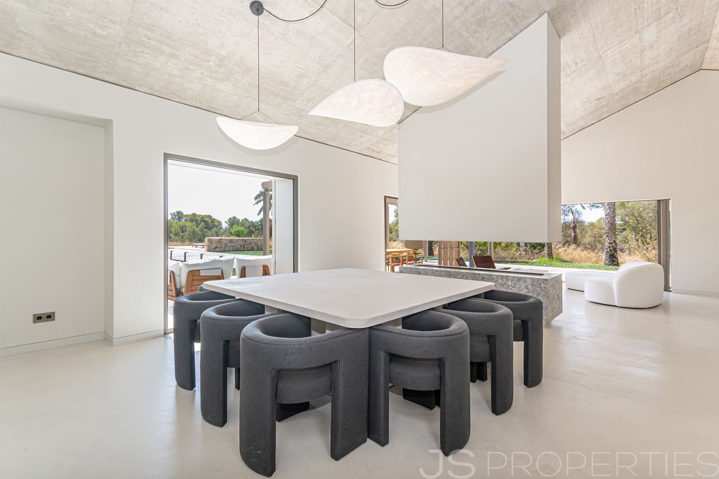 4 Zimmer Villa zu verkaufen in Cala Murada mit Pool Garage - 12.000.000 € (Ref: 9999452)