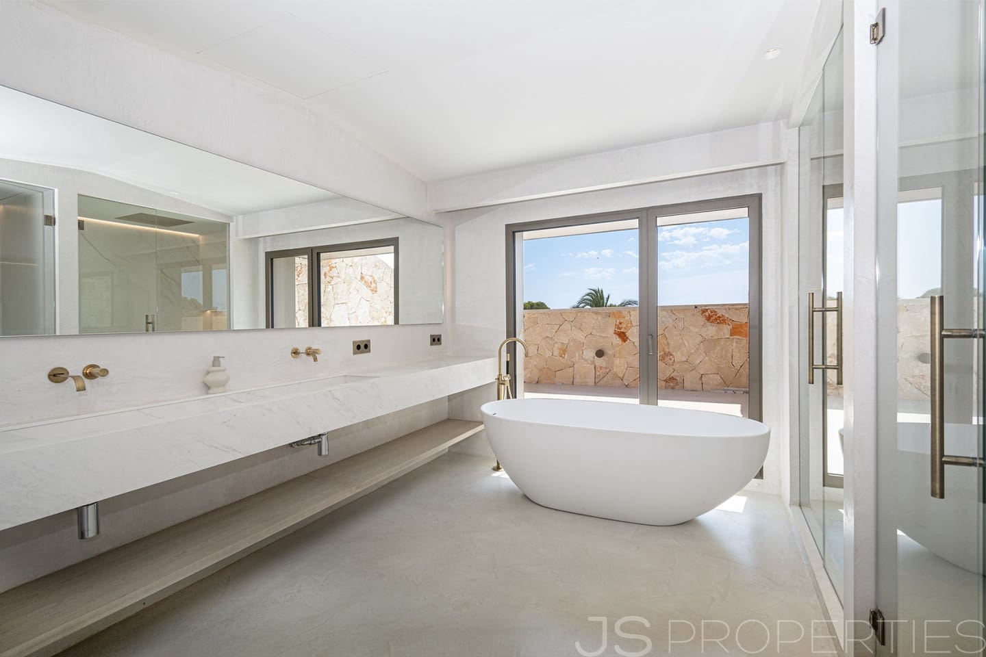 4 Zimmer Villa zu verkaufen in Cala Murada mit Pool Garage - 12.000.000 € (Ref: 9999452)