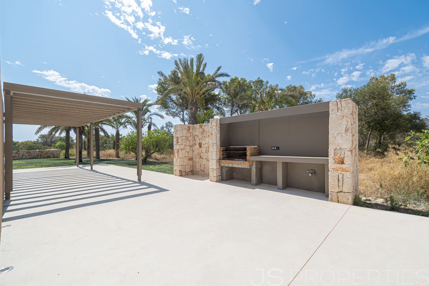 4 Zimmer Villa zu verkaufen in Cala Murada mit Pool Garage - 12.000.000 € (Ref: 9999452)