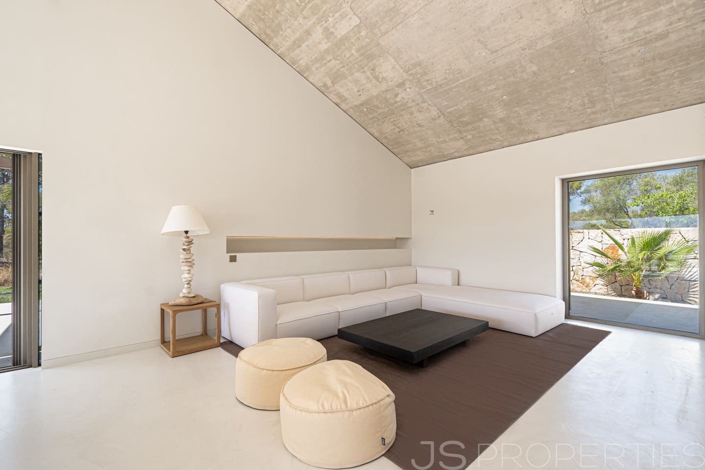 4 Zimmer Villa zu verkaufen in Cala Murada mit Pool Garage - 12.000.000 € (Ref: 9999452)
