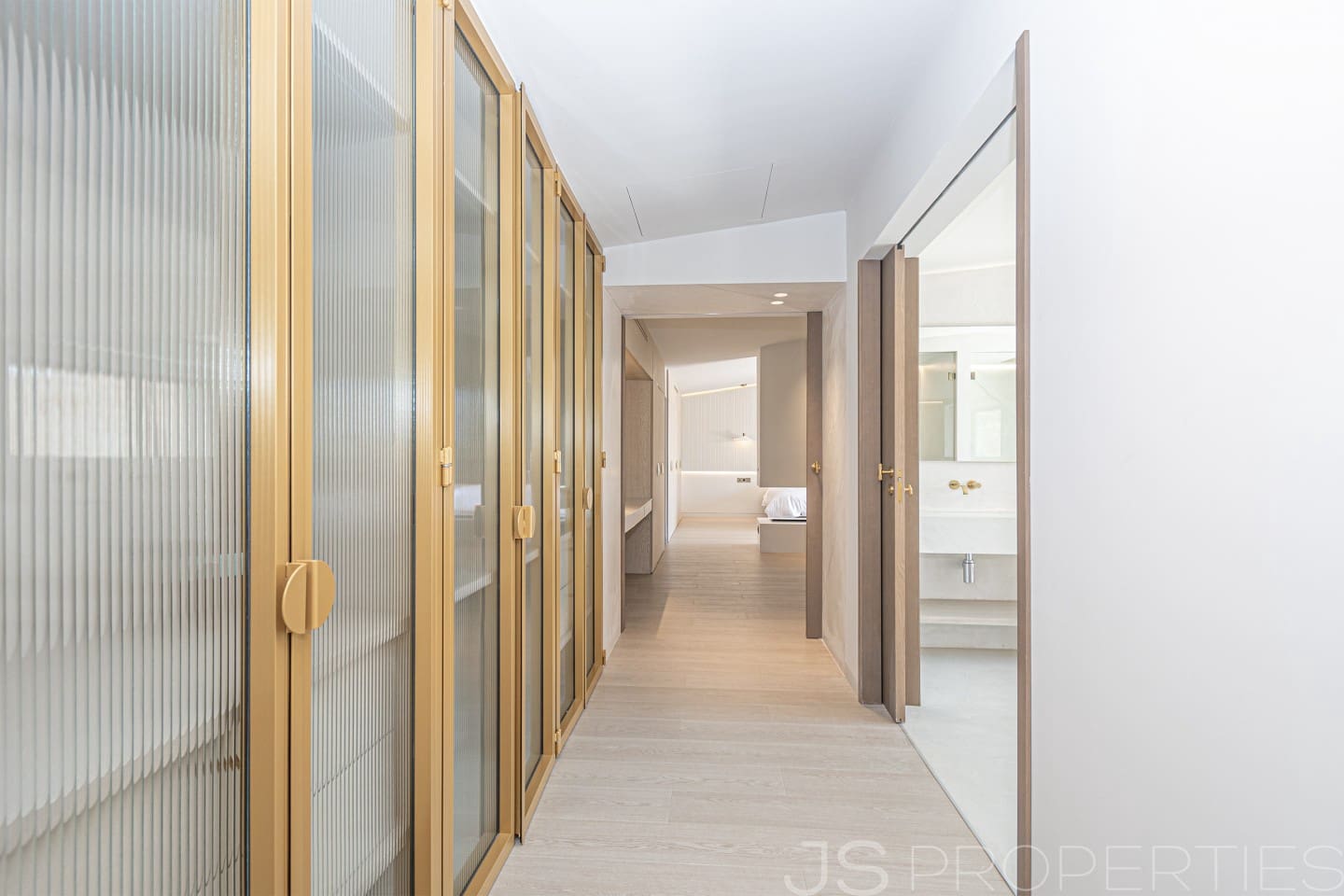 4 Zimmer Villa zu verkaufen in Cala Murada mit Pool Garage - 12.000.000 € (Ref: 9999452)