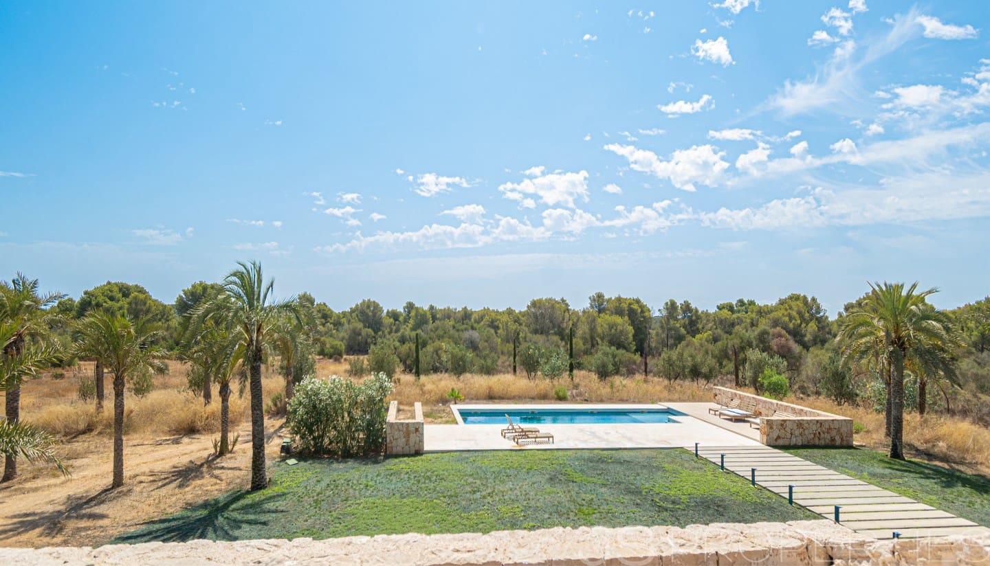 4 Zimmer Villa zu verkaufen in Cala Murada mit Pool Garage - 12.000.000 € (Ref: 9999452)