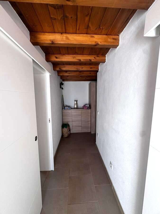 4 sypialnia Willa na sprzedaż w Playa Blanca z basenem garażem - 575 000 € (Ref: 10004932)