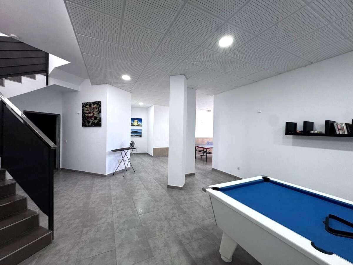 4 sypialnia Willa na sprzedaż w Playa Blanca z basenem garażem - 575 000 € (Ref: 10004932)