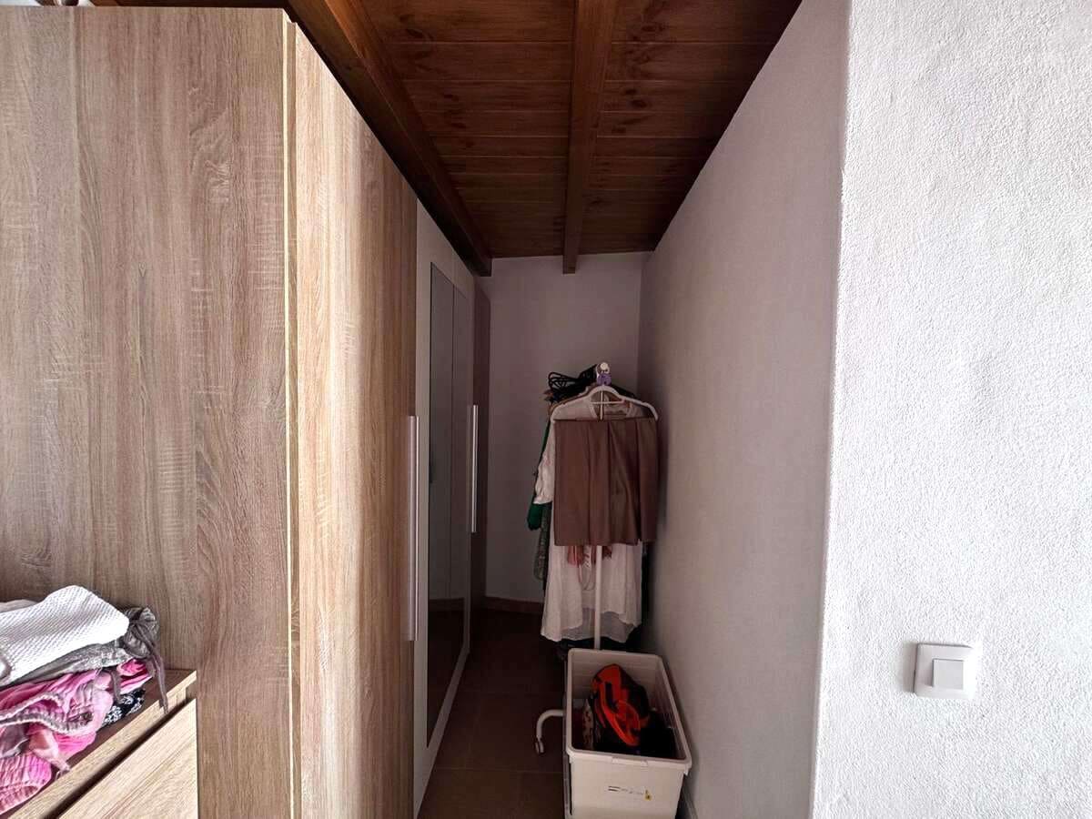 4 sypialnia Willa na sprzedaż w Playa Blanca z basenem garażem - 575 000 € (Ref: 10004932)