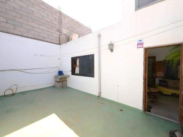 3 makuuhuone Maalaistalo myytävänä paikassa Arrecife - 204 000 € (Ref: 10008173)