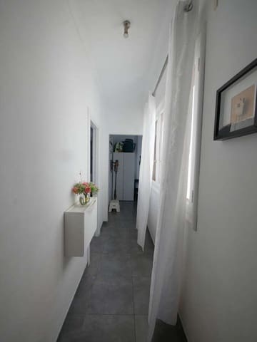3 Zimmer Wohnung zu verkaufen in Arrecife mit Garage - 295.000 € (Ref: 10010120)