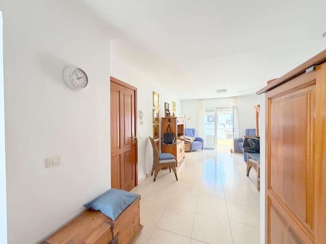 2 chambre Appartement à vendre à Arrecife - 85 000 € (Ref: 10021860)