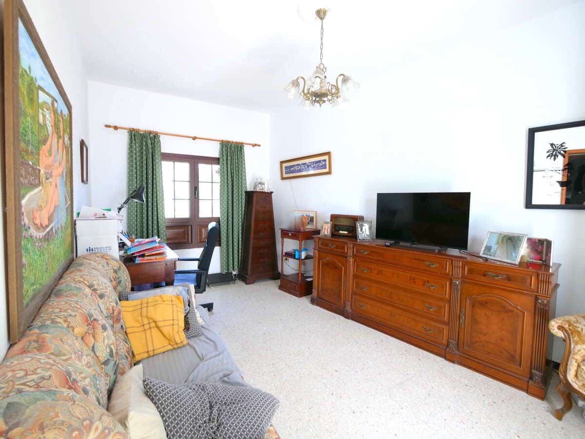 4 chambre Finca/Maison de Campagne à vendre à Haria avec garage - 550 000 € (Ref: 10023483)