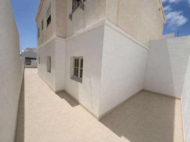 Apartamento de 2 habitaciones en Playa Honda, San Bartolomé en venta - 289.000 € (Ref: 10023484)