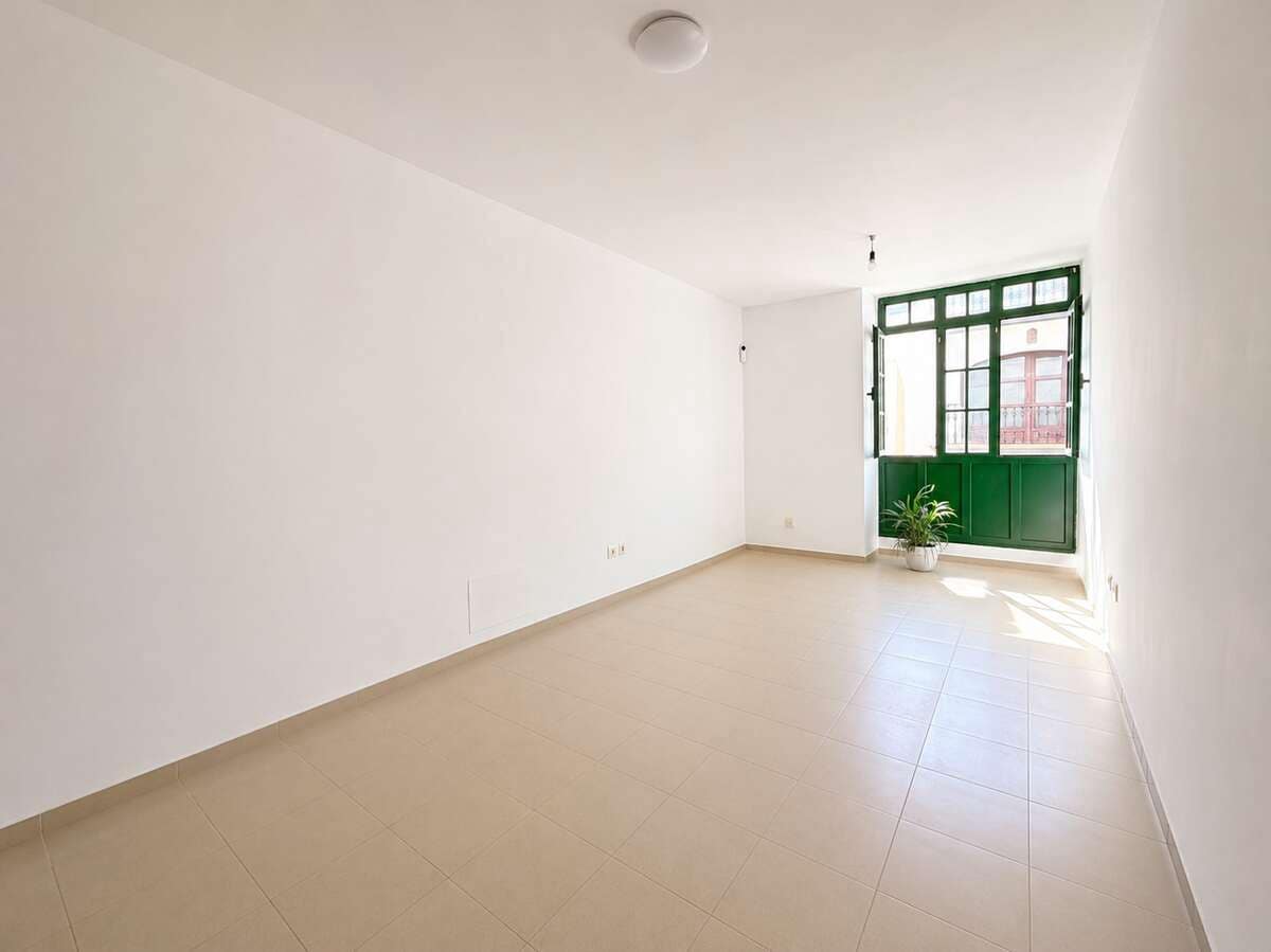 2 chambre Appartement à vendre à Arrecife - 199 000 € (Ref: 10033382)