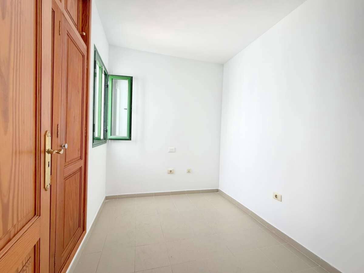 2 chambre Appartement à vendre à Arrecife - 199 000 € (Ref: 10033382)
