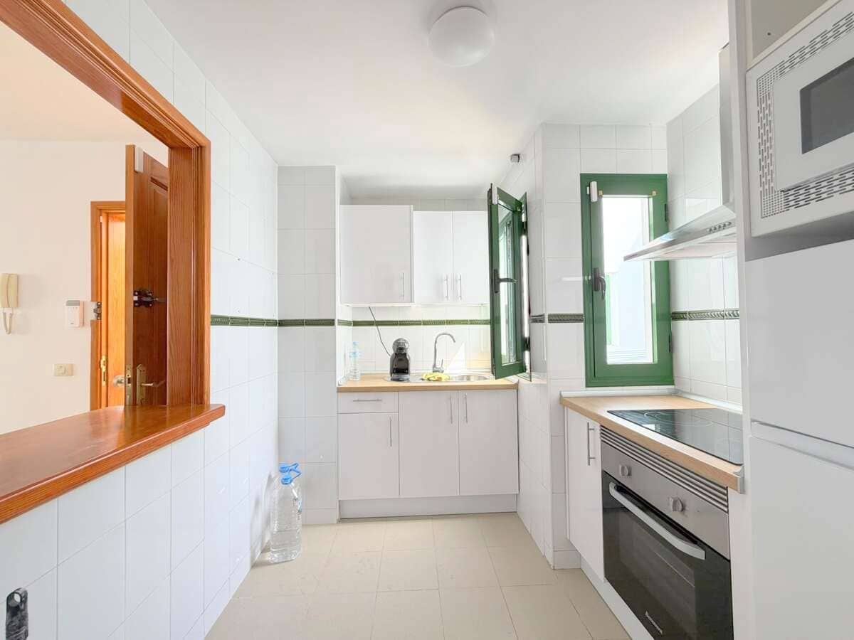 2 chambre Appartement à vendre à Arrecife - 199 000 € (Ref: 10033382)