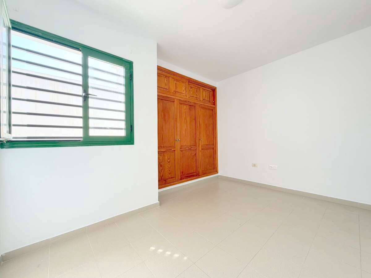 2 chambre Appartement à vendre à Arrecife - 199 000 € (Ref: 10033382)