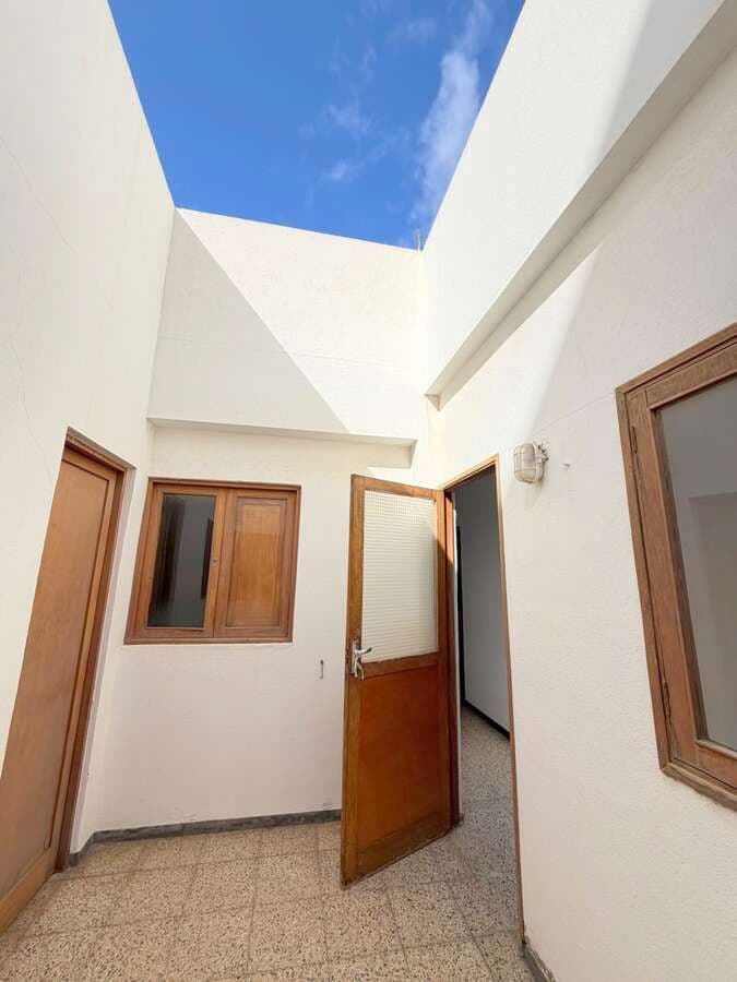7 soverom Finca/Herregård til salgs i Arrecife med garasje - € 548 000 (Ref: 10049915)