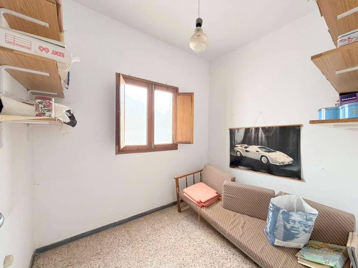 7 soverom Finca/Herregård til salgs i Arrecife med garasje - € 548 000 (Ref: 10049915)
