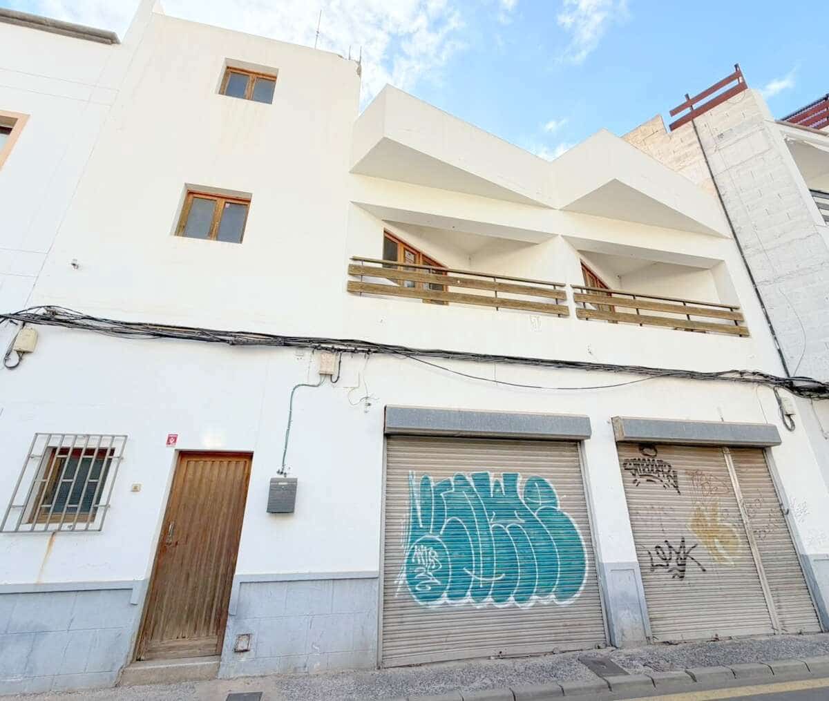 7 soverom Finca/Herregård til salgs i Arrecife med garasje - € 548 000 (Ref: 10049915)