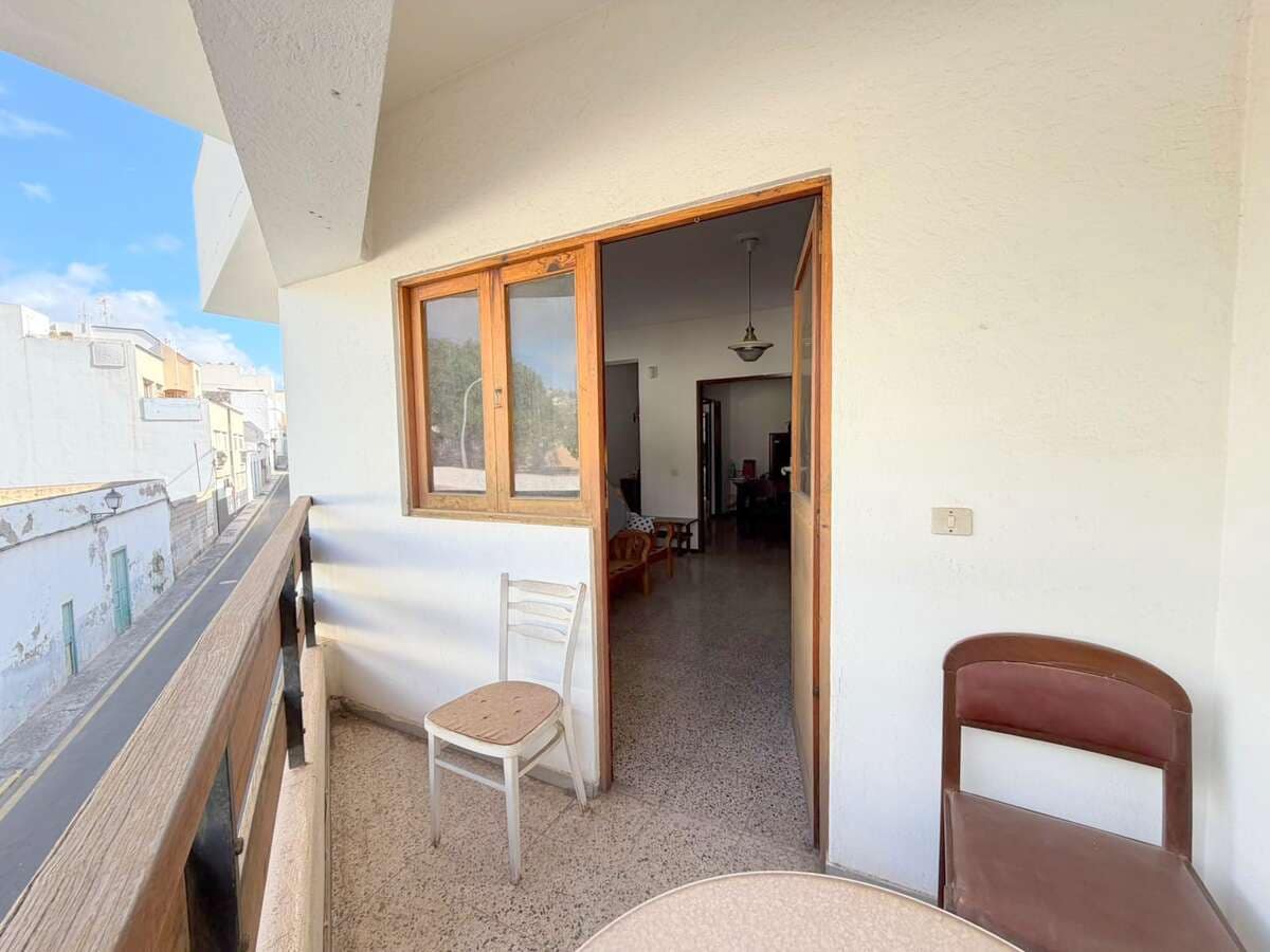 7 soverom Finca/Herregård til salgs i Arrecife med garasje - € 548 000 (Ref: 10049915)