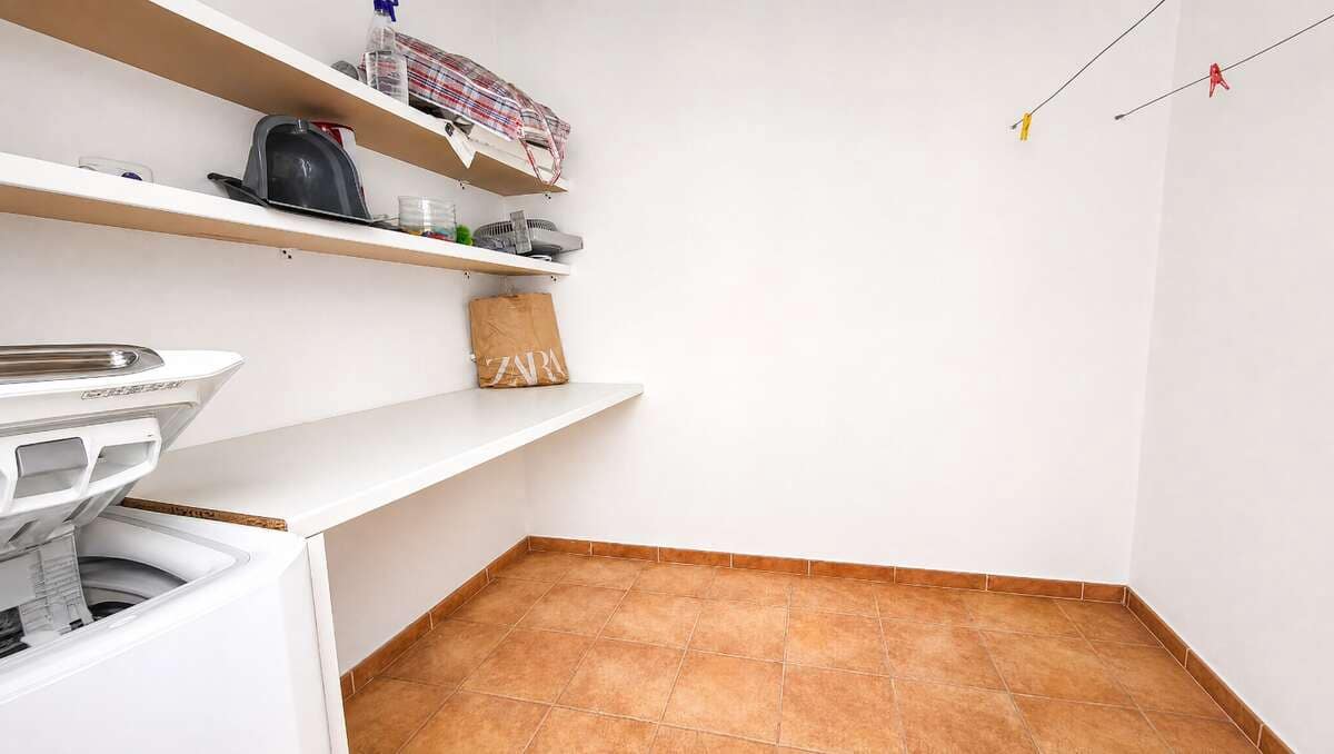 2 slaapkamer Appartement te koop in Puerto del Carmen - € 265.000 (Ref: 10080275)