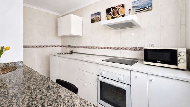 2 slaapkamer Appartement te koop in Puerto del Carmen, Tías - € 265.000 (Ref: 10080275)