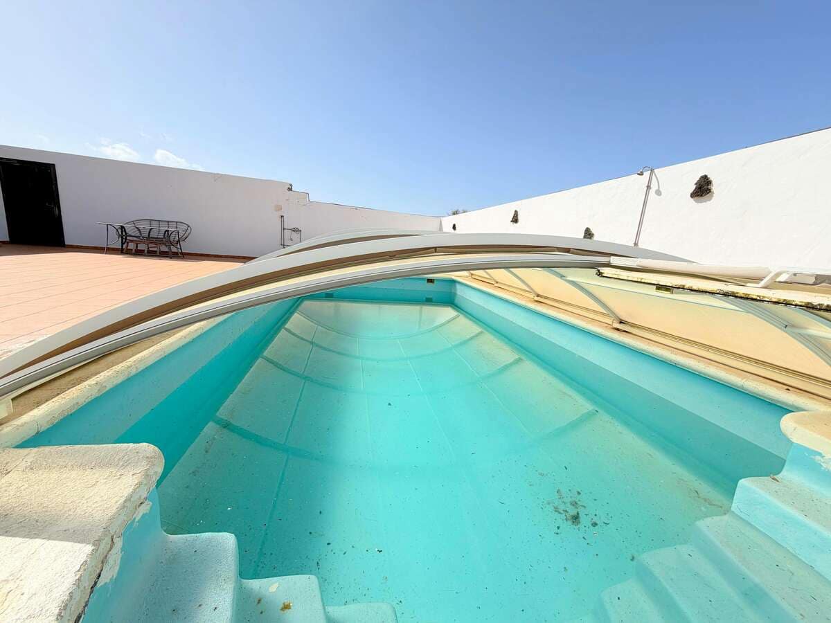 Finca/Casa Rural de 7 habitaciones en Tías en venta con piscina garaje - 900.000 € (Ref: 10080276)