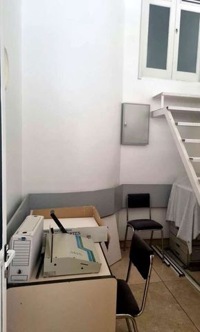 Commercial for rent in Arrecife - € 1,650 (Ref: 10108702)
