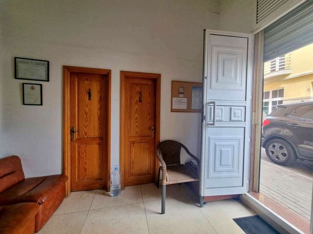 Commercial for rent in Arrecife - € 1,650 (Ref: 10108702)