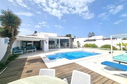 3 camera da letto Villa in vendita in Playa Blanca con piscina garage - 559.000 € (Rif: 10141589)