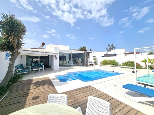 3 camera da letto Villa in vendita in Playa Blanca, Yaiza con piscina garage - 559.000 € (Rif: 10141589)