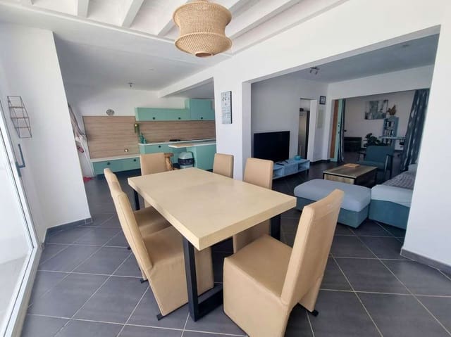 3 camera da letto Villa in vendita in Playa Blanca, Yaiza con piscina garage - 559.000 € (Rif: 10141589)