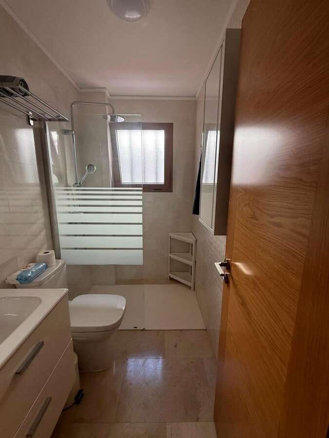 4 slaapkamer Halfvrijstaande villa te koop in Tahiche met garage - € 440.000 (Ref: 10148218)