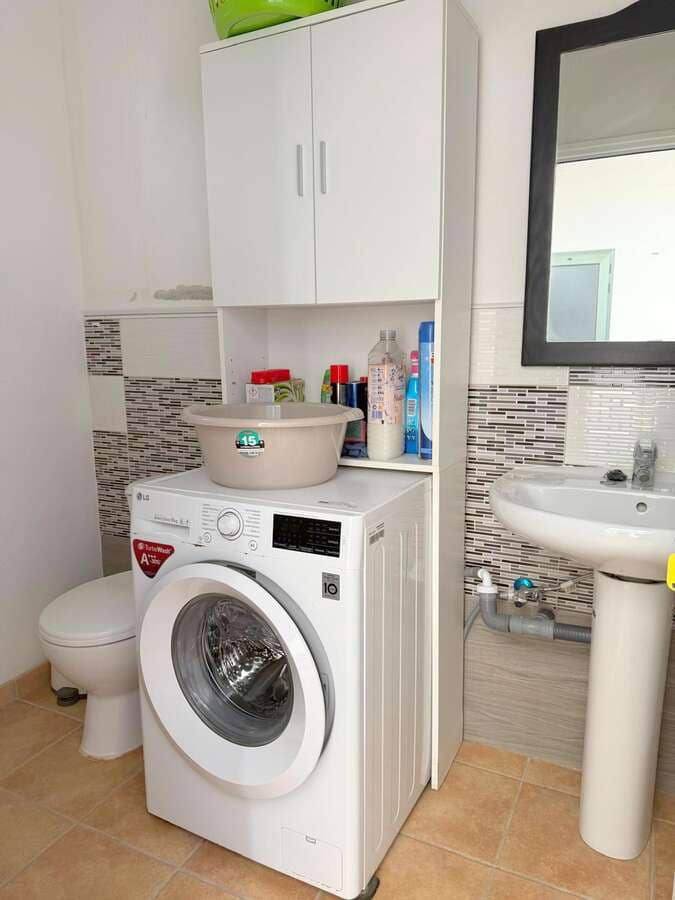 4 slaapkamer Halfvrijstaande villa te koop in Tahiche met garage - € 440.000 (Ref: 10148218)