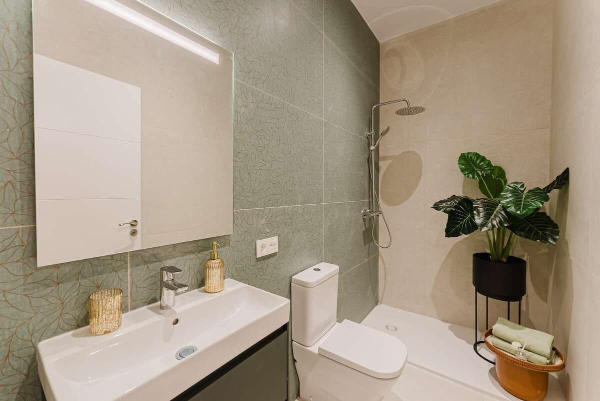 2 bedroom Flat for sale in Arrecife with garage - € 250,000 (Ref: 10157097)