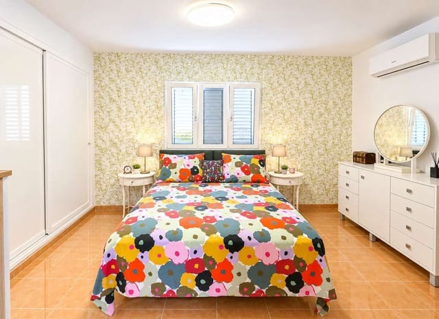 3 chambre Villa/Maison Semi-Mitoyenne à vendre à Arrecife avec garage - 249 000 € (Ref: 10164018)
