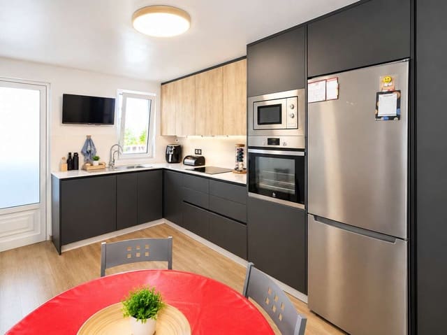 3 chambre Villa/Maison Semi-Mitoyenne à vendre à Arrecife avec garage - 249 000 € (Ref: 10164018)