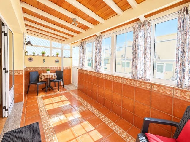 3 chambre Villa/Maison Semi-Mitoyenne à vendre à Arrecife avec garage - 249 000 € (Ref: 10164018)