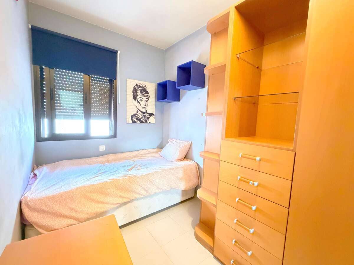 3 bedroom Semi-detached Villa for sale in Arrecife - € 245,000 (Ref: 10164019)