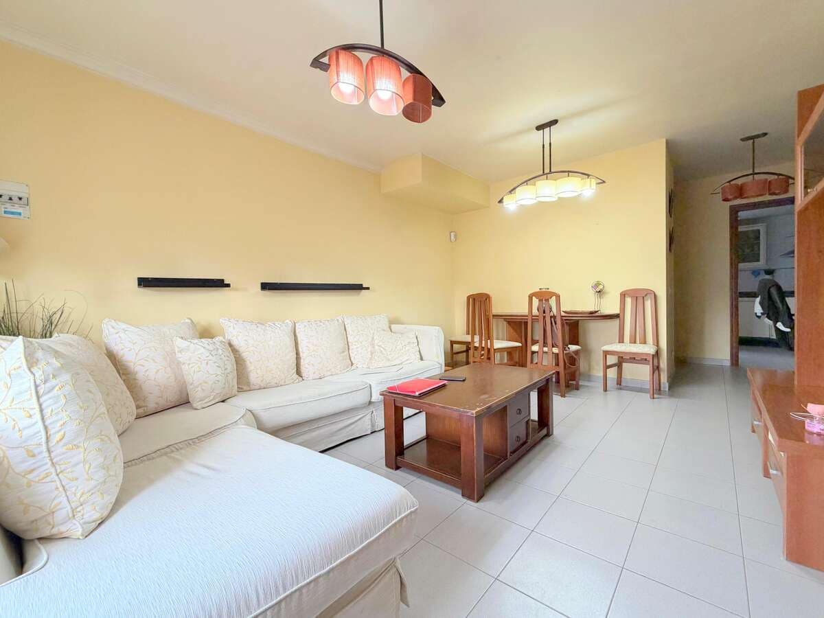 3 bedroom Semi-detached Villa for sale in Arrecife - € 245,000 (Ref: 10164019)