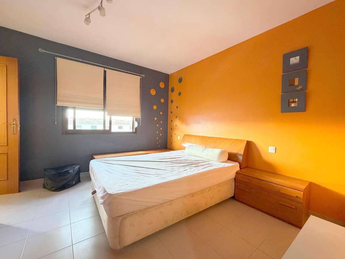 3 bedroom Semi-detached Villa for sale in Arrecife - € 245,000 (Ref: 10164019)