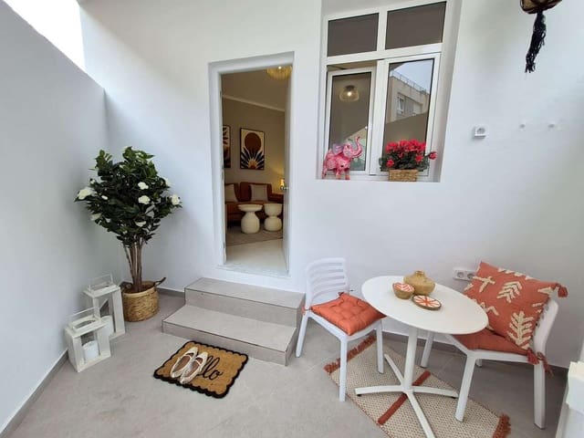 2 quarto Apartamento para venda em Arrecife com garagem - 240 000 € (Ref: 10170444)