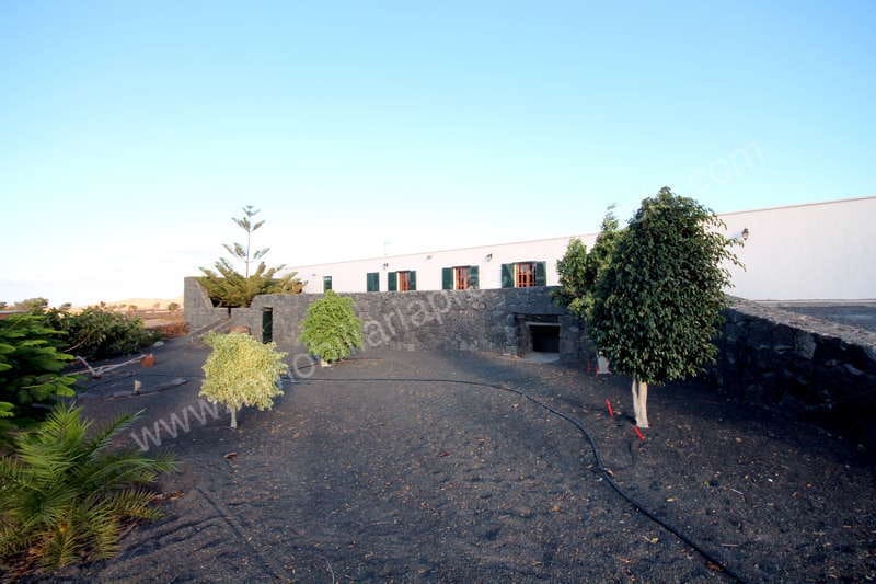 5 soveværelse Finca/Landehus til salg i Tahiche med swimmingpool garage - € 1.000.000 (Ref: 2708619)