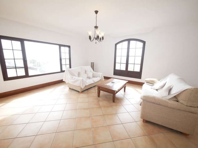 6 soveværelse Finca/Landehus til salg i Los Valles, Teguise med swimmingpool garage - € 1.800.000 (Ref: 6854841)