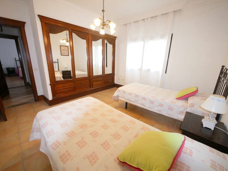 6 quarto Quinta/Casa Rural para venda em Los Valles com piscina garagem - 1 800 000 € (Ref: 6854841)