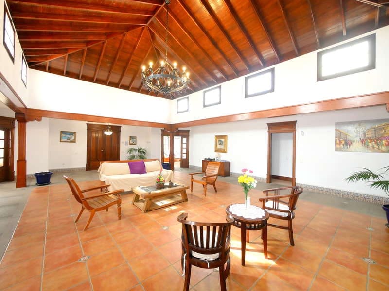 6 quarto Quinta/Casa Rural para venda em Los Valles com piscina garagem - 1 800 000 € (Ref: 6854841)