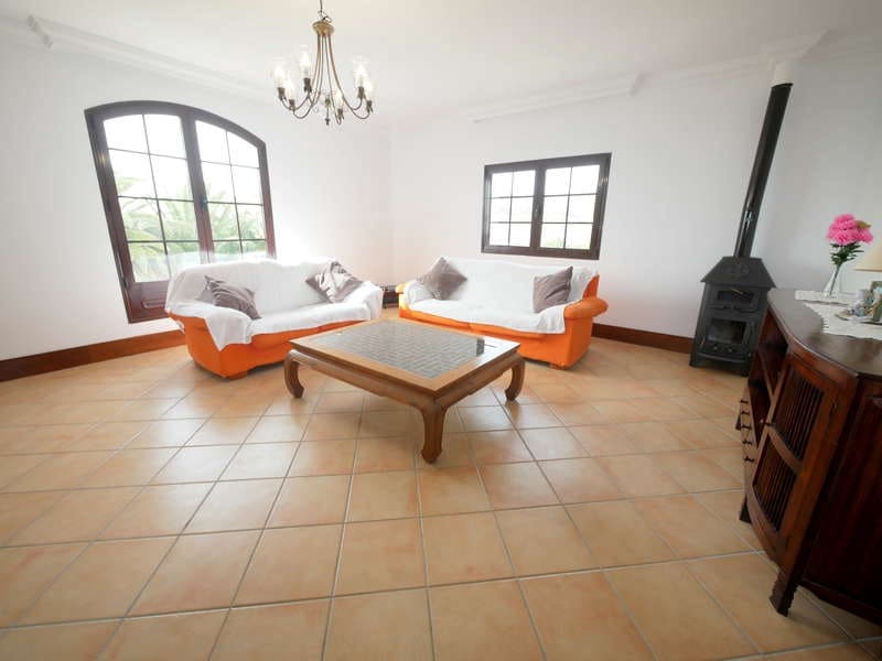 6 quarto Quinta/Casa Rural para venda em Los Valles com piscina garagem - 1 800 000 € (Ref: 6854841)